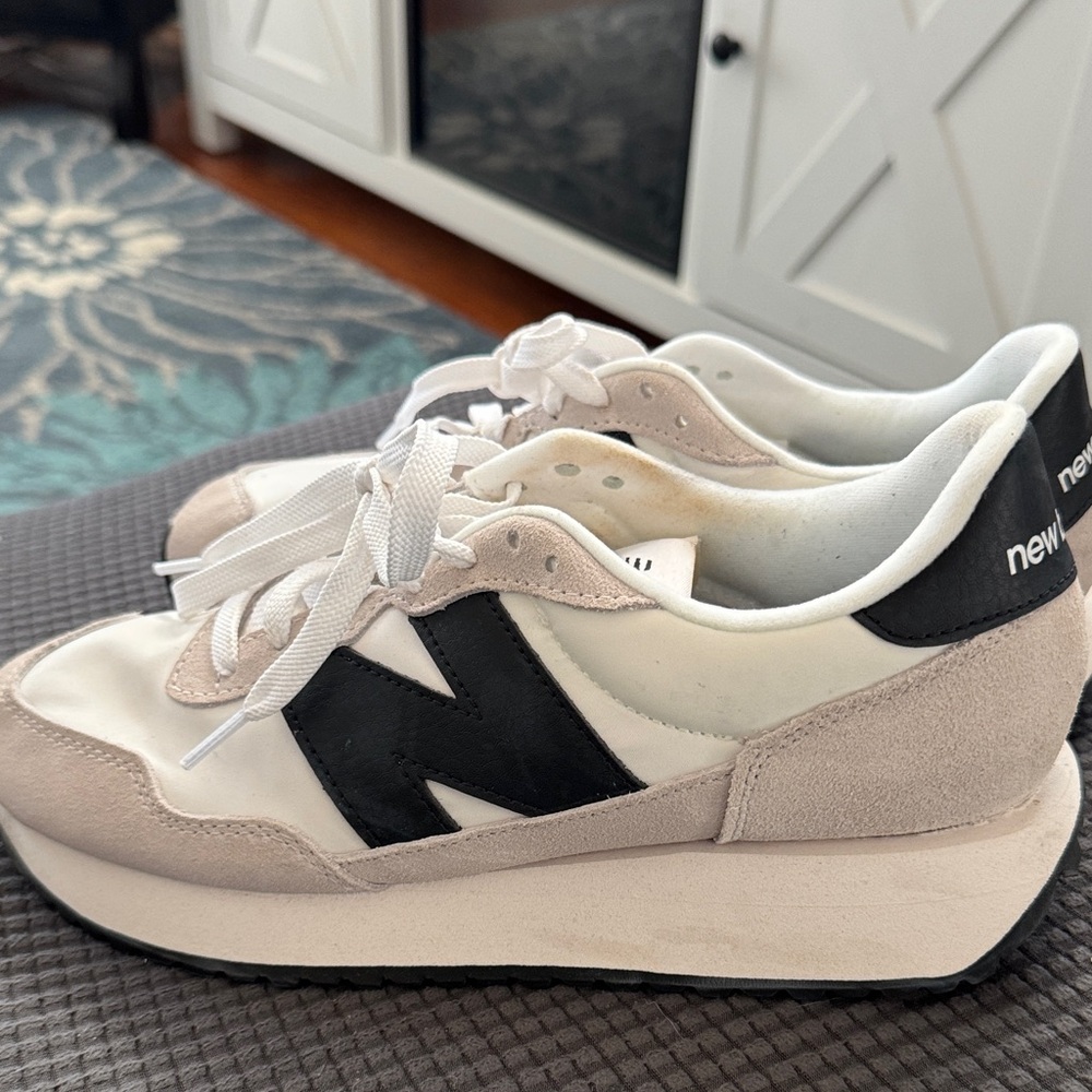 New Balance Women's Black and Cream Sneakers
